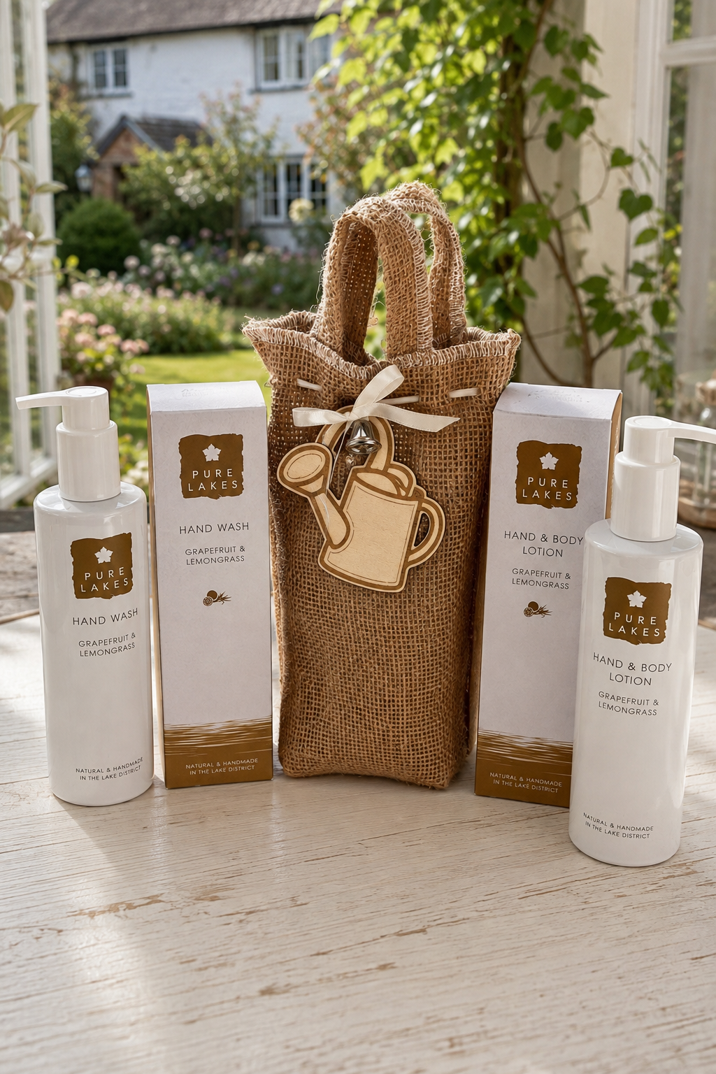 Personalised Gardener’s Grapefruit & Lemongrass Hand-Care Gift Set