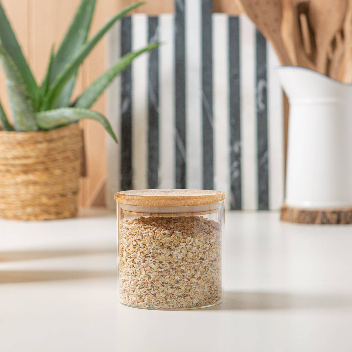 Scandi Glass Storage Jar with Wooden Lid – 550ml Kitchen Storage Container