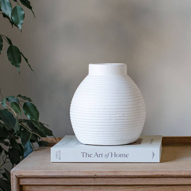 Swindale Terracotta Vase – Handcrafted Decorative Vase in Off White