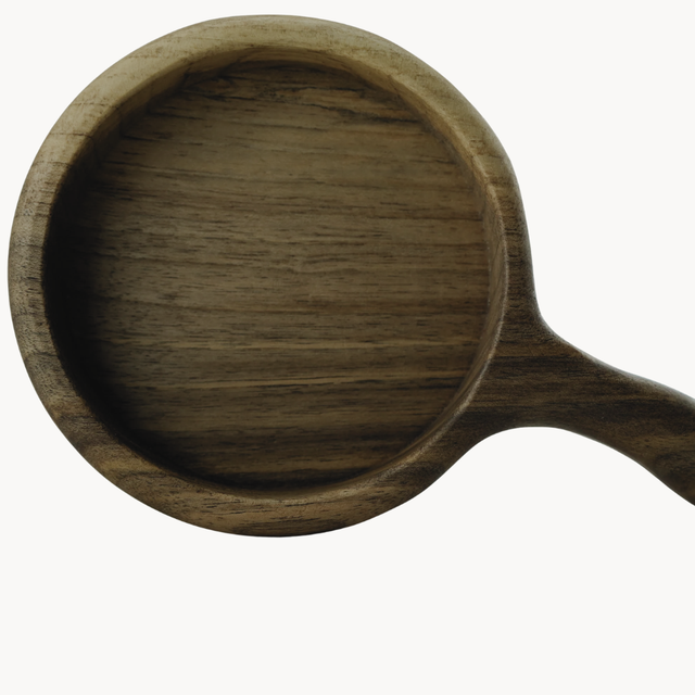 Handcrafted Walnut Serving Pan – Small Wooden Tapas & Nibble Dish with Handle