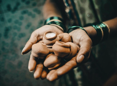 Handmade Terracotta Tealight Candles | Beeswax Box of 10