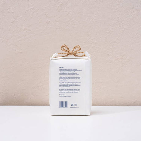 Crushed Whelk Shells – Mini Bag Recycled Shell Top Dressing (1kg)