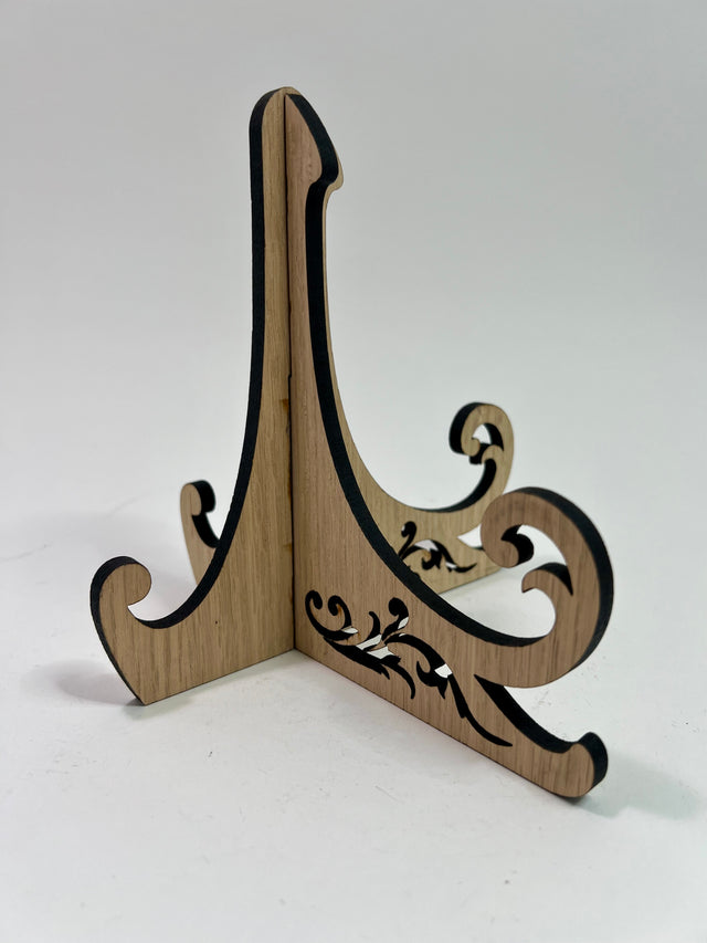 Tablet Stand "Ornate Tail Edition"