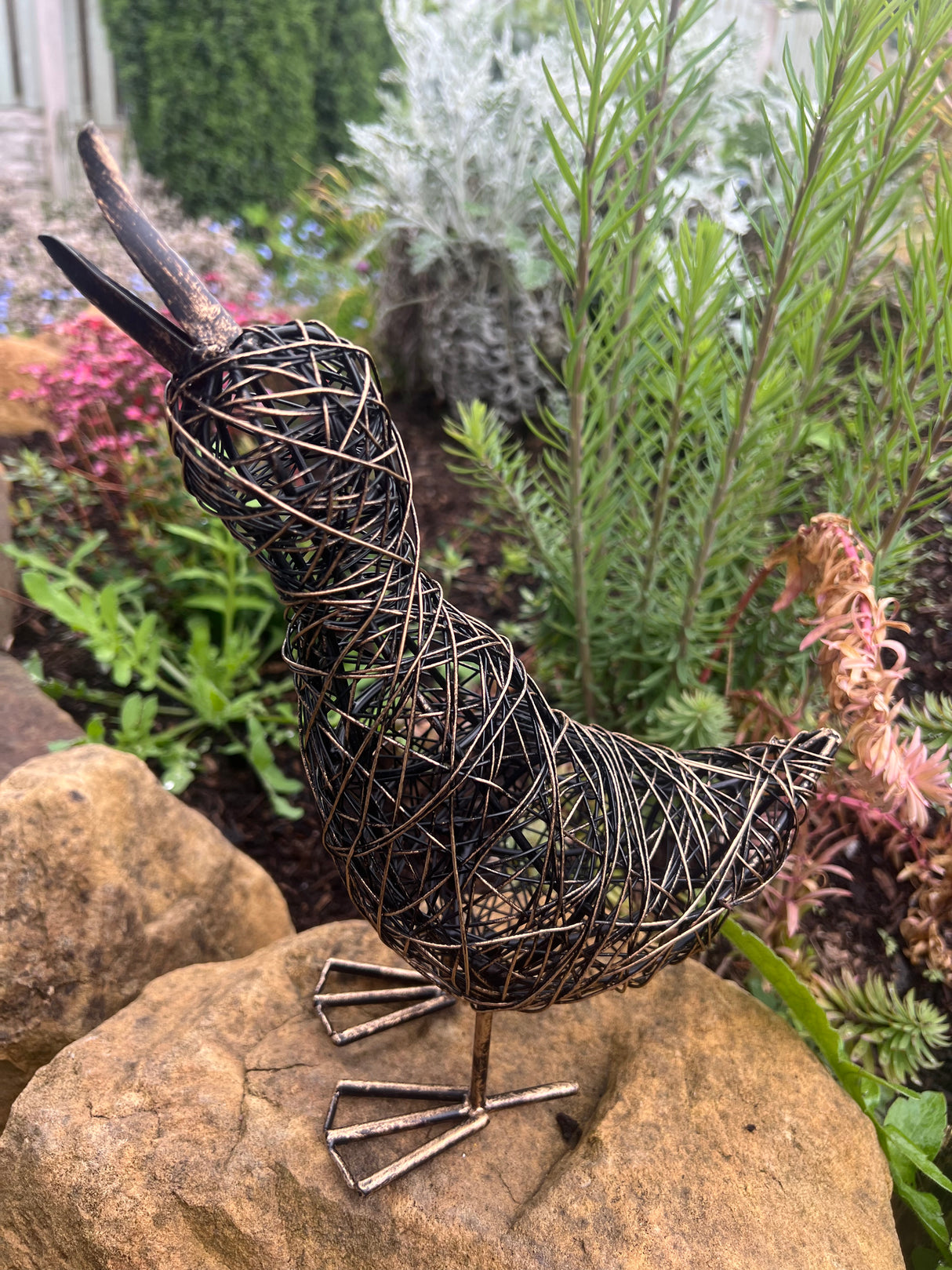 Aarti Small Slim Wire Duck Garden Ornament
