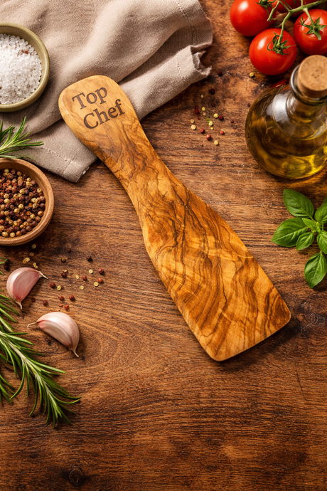 Olive Wood Raclette Spatula – Small Wooden Serving Spatula (13cm) with Optional Personalised Engraving